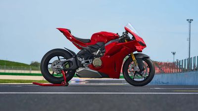 Ducati’s Working On an Automatic Clutch You'll Also Want for Racing