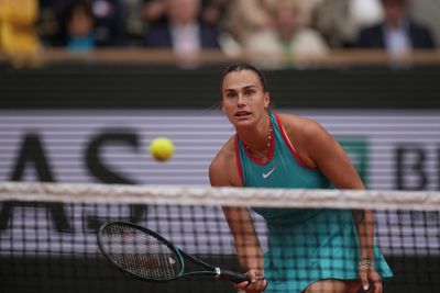 Sabalenka wins first set against Gauff in French Open women's final
