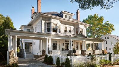 What is a Queen Anne-style home? 5 iconic properties that showcase this traditional American architecture at its best