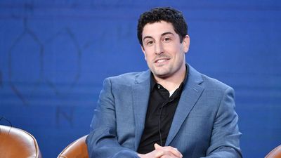 ‘I climbed into the trash bin’: ‘American Pie’ star describes awful moment at height of drug addiction