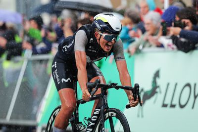 Cat Ferguson sprints to victory on stage three of Tour of Britain Women after crash-marred day, takes over race lead