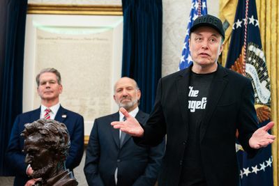 WH: Musk, Bessent row was no "fistfight"