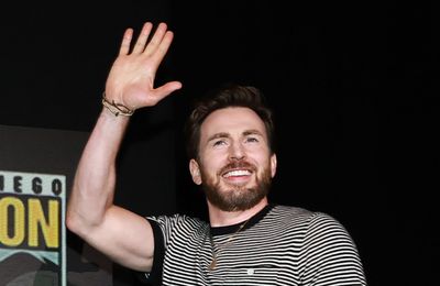 Chris Evans shares details of marriage proposal to Alba Baptista
