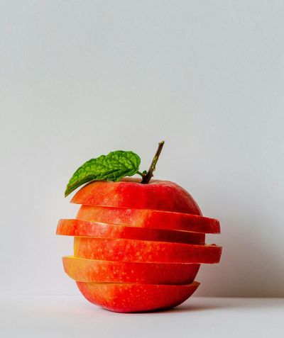 Does apple cider vinegar really help you to lose weight — and what are the side effects?