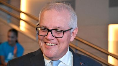 Ex-PM lauded over honours gong but not everyone's happy