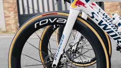 Specialized sneaks out a pair of new Roval Rapide wheelsets at the Critérium du Dauphiné