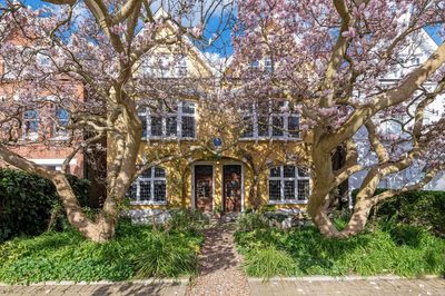 'It has a creative spirit': Putney home with artistic legacy on the market for the first time in 50 years