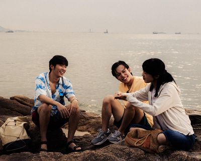 The Way We Talk review – sensitive drama explores deafness via three friends’ infectious warmth