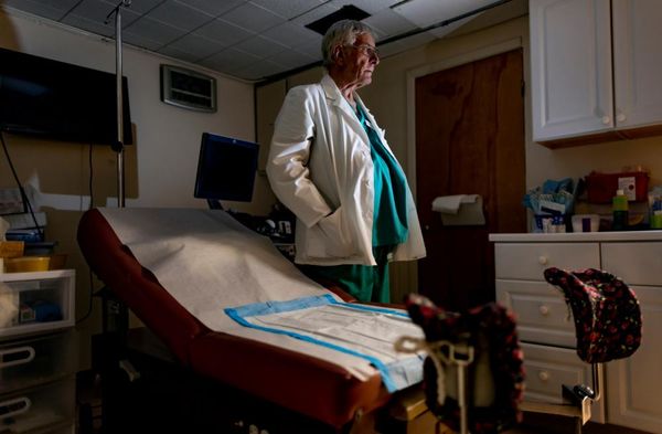 Demand for later abortions is on the rise in the US. Clinics that perform them are disappearing