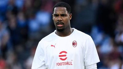Mike Maignan ‘Rejects’ Premier League Giants, Chelsea Prepare Second Bid