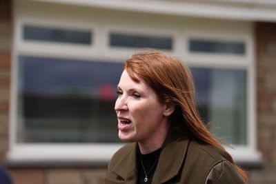 Rayner warns MPs not to underestimate her over 1.5 million homes target