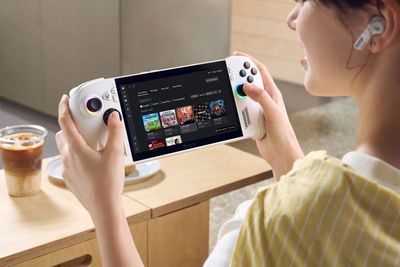 ROG Xbox Ally Debuts: ASUS + Xbox Unveil Two Windows Handhelds for Holiday 2025