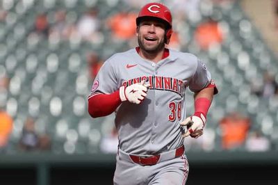 Reds trade catcher Austin Wynns to Athletics