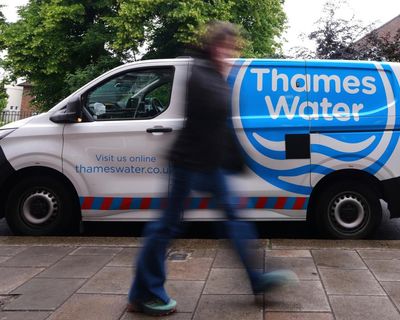 MPs ask minister if he will claw back Thames Water executive bonuses