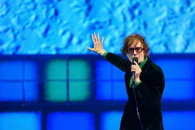Pulp on track to claim first number one album in 27 years