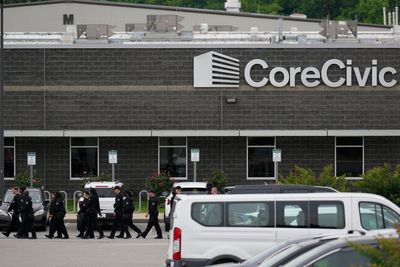 Tennessee prison riot contained after several hours; 3 inmates and 1 guard injured