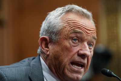 Robert Kennedy Jr expels all 17 members of CDC vaccine panel