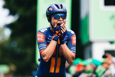 'From a high I'll never forget to a low I never saw coming' - Tour of Britain Women stage winner Mara Roldan has surgery on fractured femur