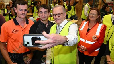 Economic summit aims to firm up drooping productivity