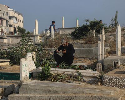 We must match the courage of Issa Amro in standing up to Israel and settlers