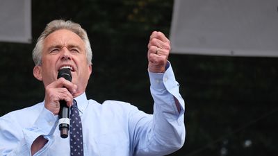 Conservative Radio Host Turns on GOP Senator After RFK Jr Fires Entire Vaccine Panel: 'Coward'