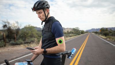 UCI approved Nix Biosensors land in the UK bringing wearable hydration tech to cycling