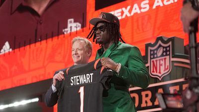 Shemar Stewart Calls Out Bengals Front Office As Contract Clash Continues
