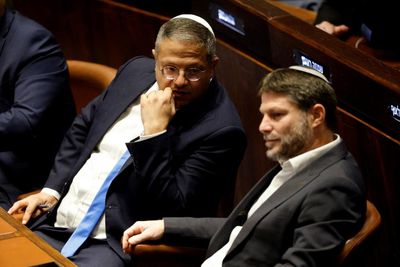 Morning Mail: Australia sanctions two Israeli ministers, Austria mourns ‘dark day’, Socceroos secure World Cup spot