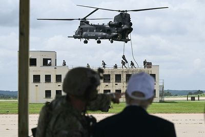From LA to Fort Bragg to DC, Trump shifts into a military mindset - Roll Call
