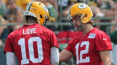 Jordan Love Shares Message He Sent to Aaron Rodgers After Steelers Signing