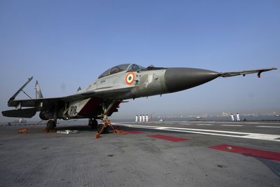 Are India and Pakistan preparing for a naval face-off in a future conflict?