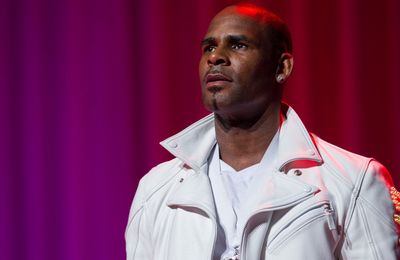 R Kelly seeks to move to house arrest over death plot fear