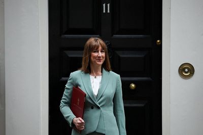Business news live: FTSE flat as inflation higher than expected before interest rates decision