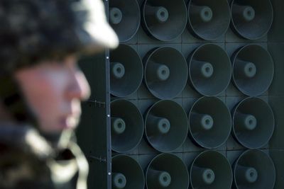 South Korea stops blasting anti-North Korea propaganda along border