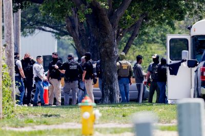 Protests as ICE raid targets meat production plant