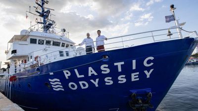 Plastic Odyssey and Unesco sign deal to restore marine World Heritage sites
