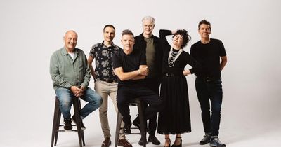 Deacon Blue issue update as bandmate 'seriously ill' in hospital