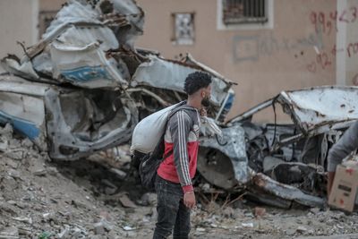 Israeli fire kills 41 in Gaza with many deaths near aid centre
