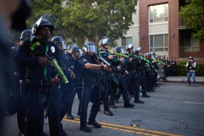 Do protesters have a right to wear masks? Yes – despite Trump’s double standard