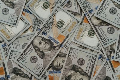12 Times Rich People Spent Millions on Absolutely Nothing