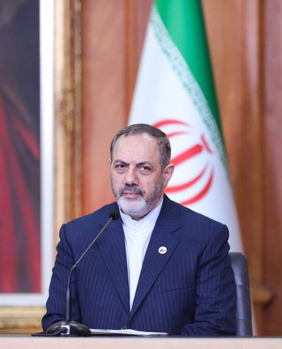 Iran threatens to strike US bases if conflict erupts over nuclear programme