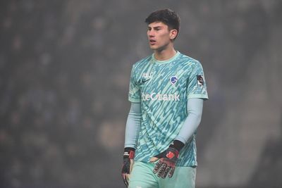 Chelsea: Mike Penders shirt number confirmed as Blues team-mate set for loan switch