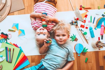 10 Easy Crafts for Little Hands