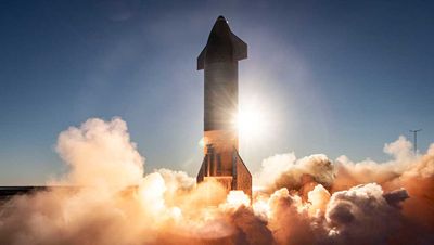 Cathie Wood's ARK Sees $2.5 Trillion Valuation For SpaceX In 2030