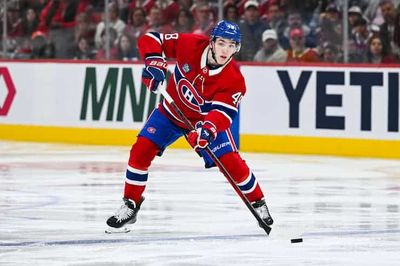 Canadiens defenseman Lane Hutson wins 2025 Calder Trophy