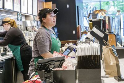 Starbucks' new game plan to roll out AI chatbots at cafes could serve as a 'litmus test' for the industry, analyst says