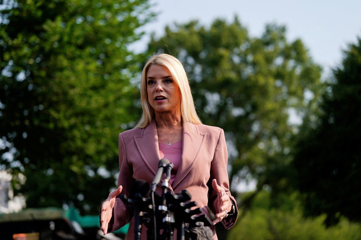 Pam Bondi dodges questions about what legal threshold…