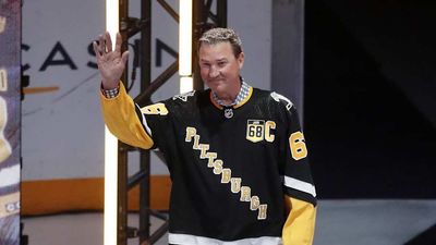 Former Penguins Owners Mulling Buying Team Back From Fenway Sports