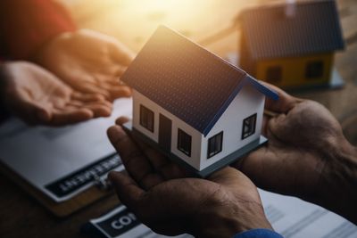 How to Sell Your Home Fast Without Losing Value