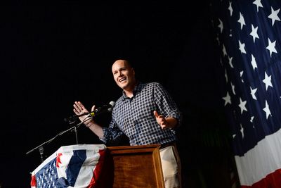 Iowa Democrats see signs of optimism for 2026 despite state’s hard-right turn - Roll Call